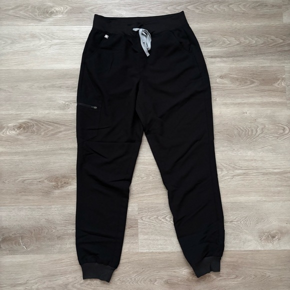Figs Black Scrub Pants, Medium Tall - Picture 1 of 3
